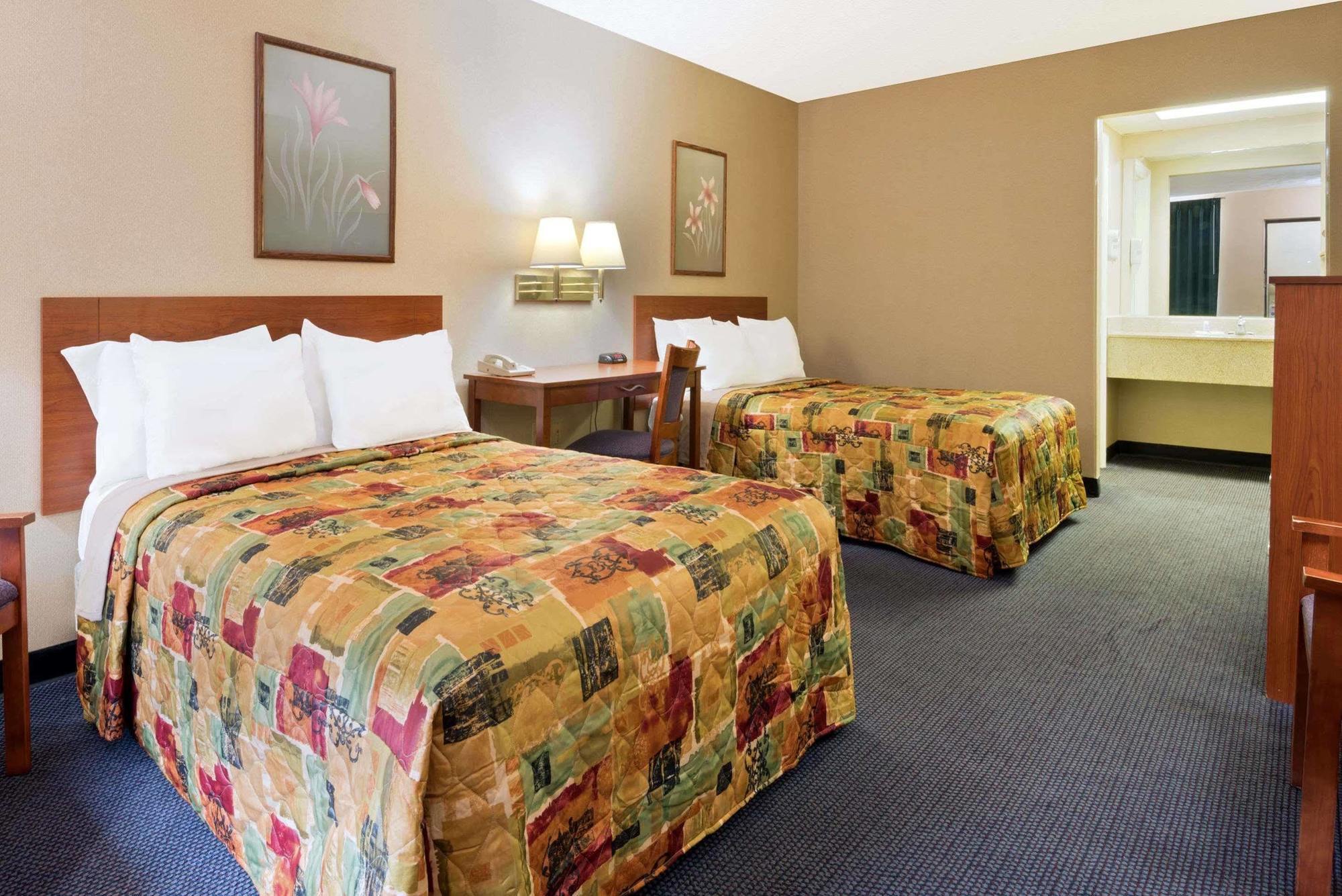 Knights Inn Elizabethtown Extérieur photo